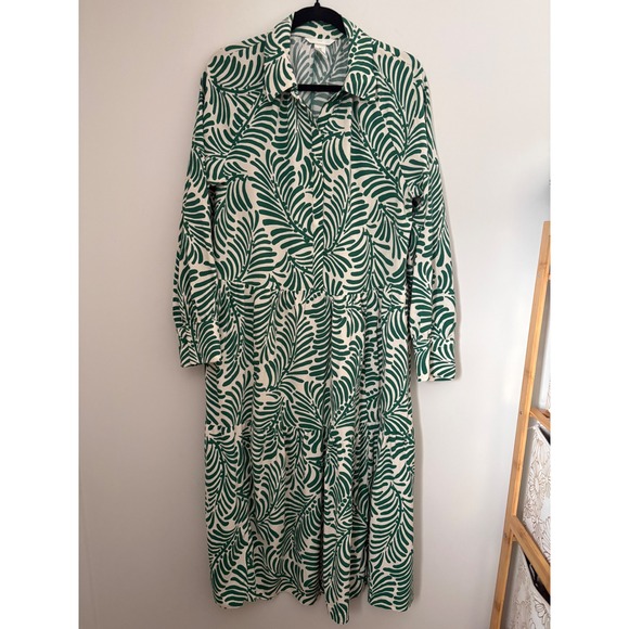H&M Green Leaf Print Tiered Maxi Shirt Dress Women's Size S Boho Vacation Resort - Picture 2 of 11